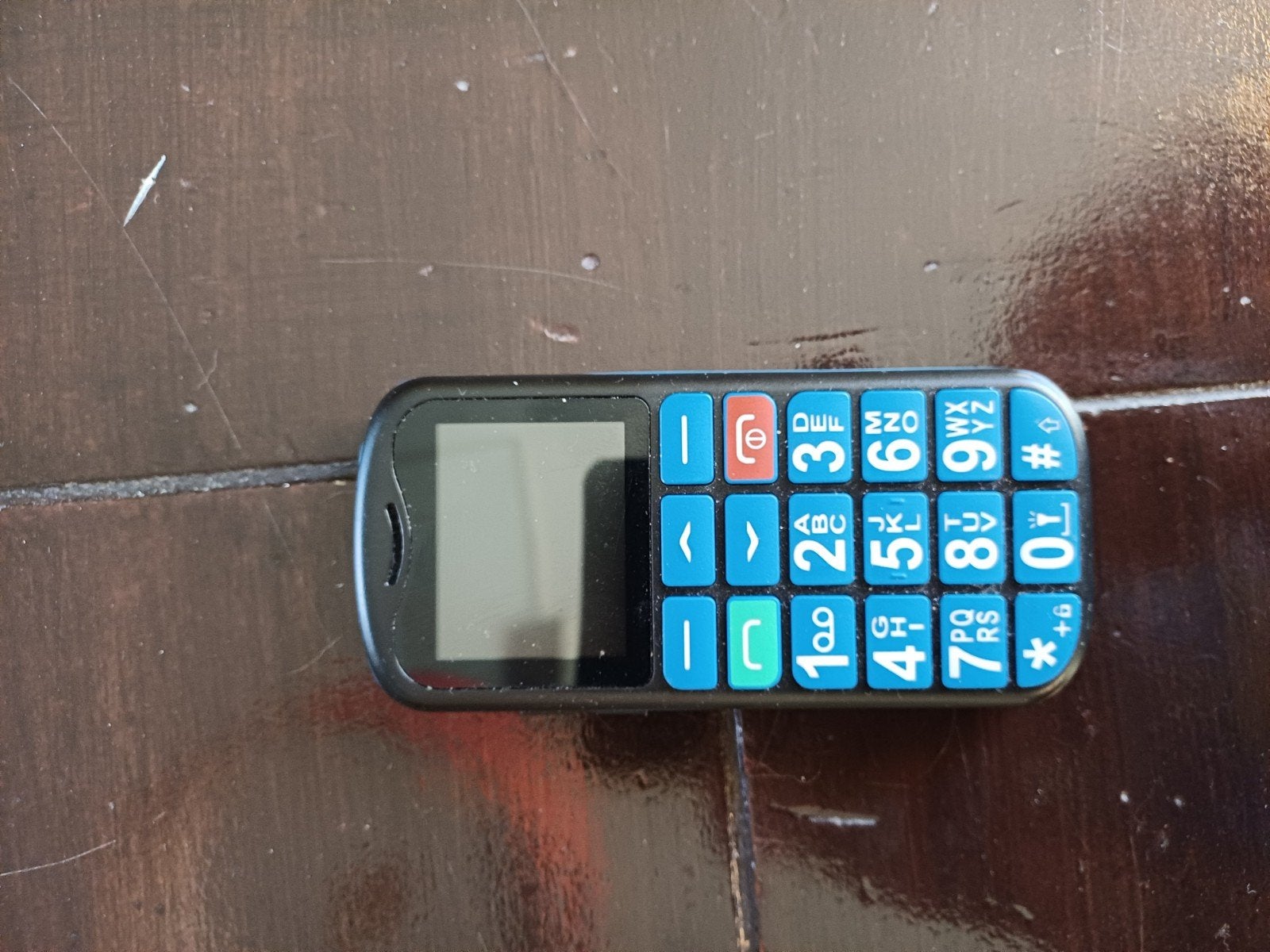 Mini Mobiele Telefoon - Compact en Simpel, Gebruikt, Geen camera, Ophalen of Verzenden, Klassiek of Candybar
