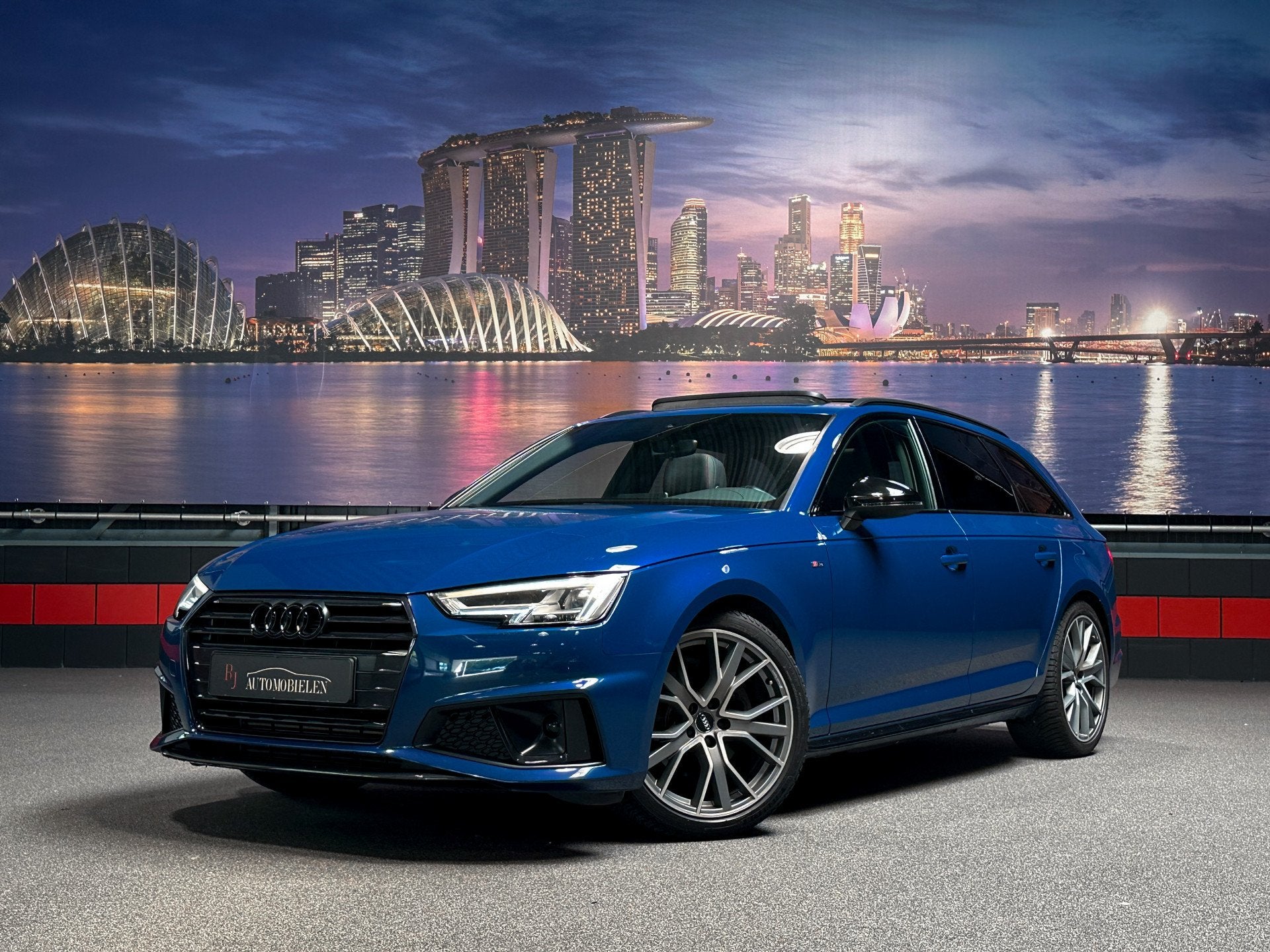 Audi A4 Avant 40 TFSI Sport 3x S-Line |Panorama|Leder|Sfeer|, Auto's, Dealer onderhouden, 4 cilinders, 1984 cc, Blauw