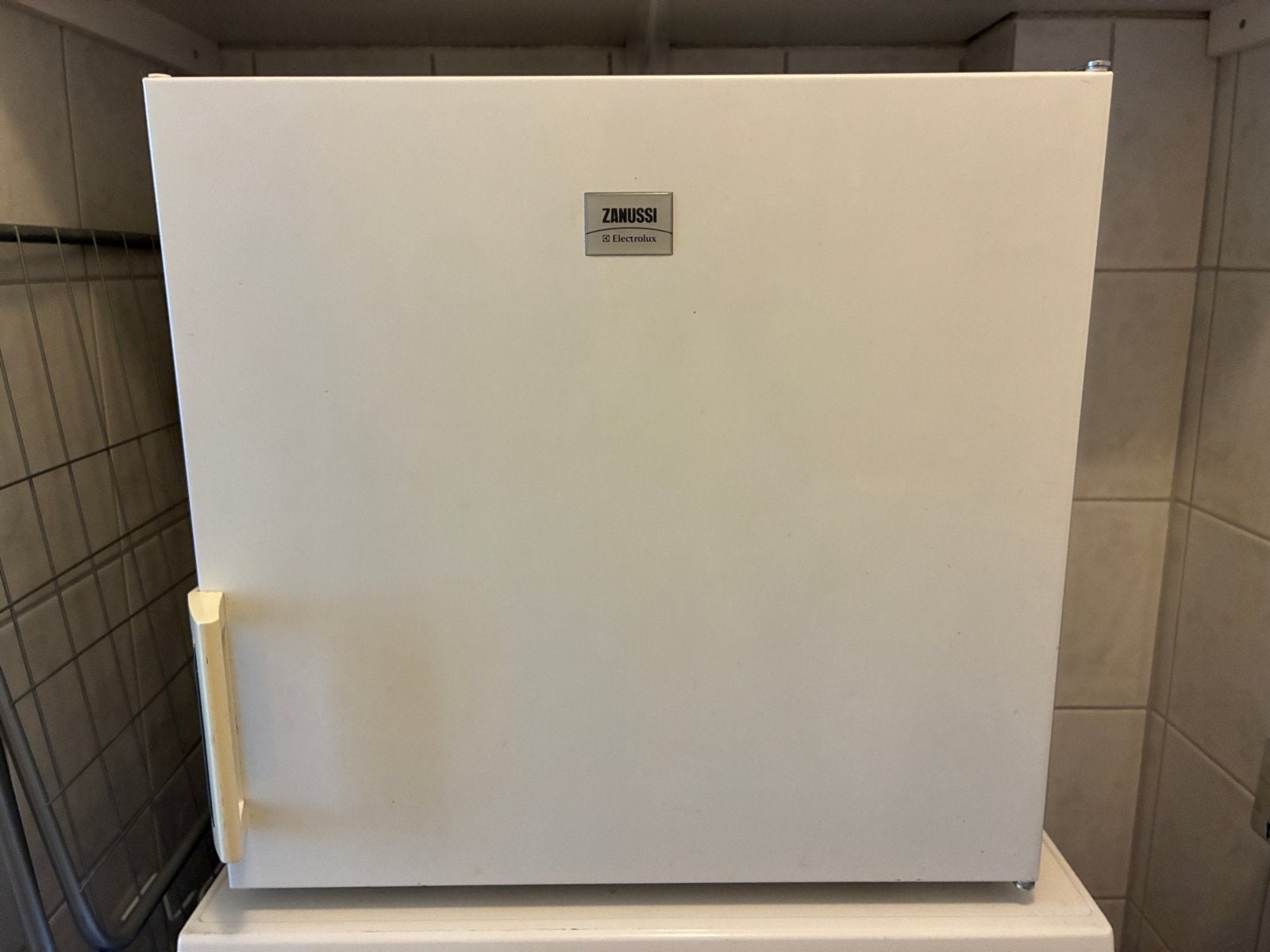 Zanussi vriezer klein, Gebruikt, Minder dan 85 cm, Minder dan 60 cm, Vrijstaand