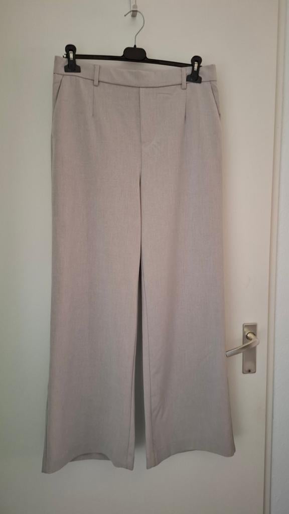 Nieuwe blazer met broek van Object (AANBIEDING), Kleding | Dames, Jasjes, Kostuums en Pakken, Ophalen, Kostuum of Pak, Beige, Nieuw