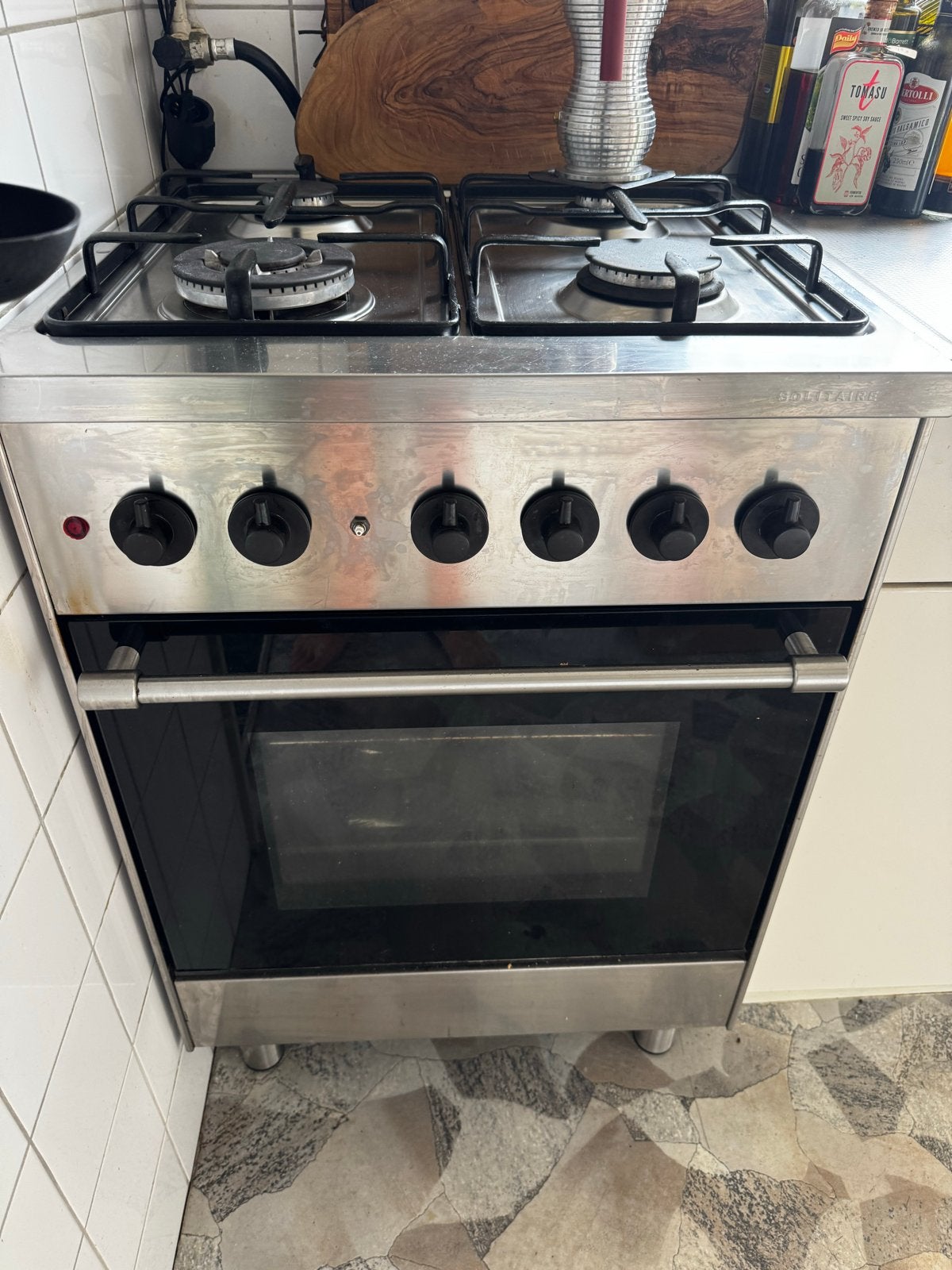 Solitaire gasfornuis met oven, Ophalen, 60 cm of meer, 4 kookzones, Zo goed als nieuw