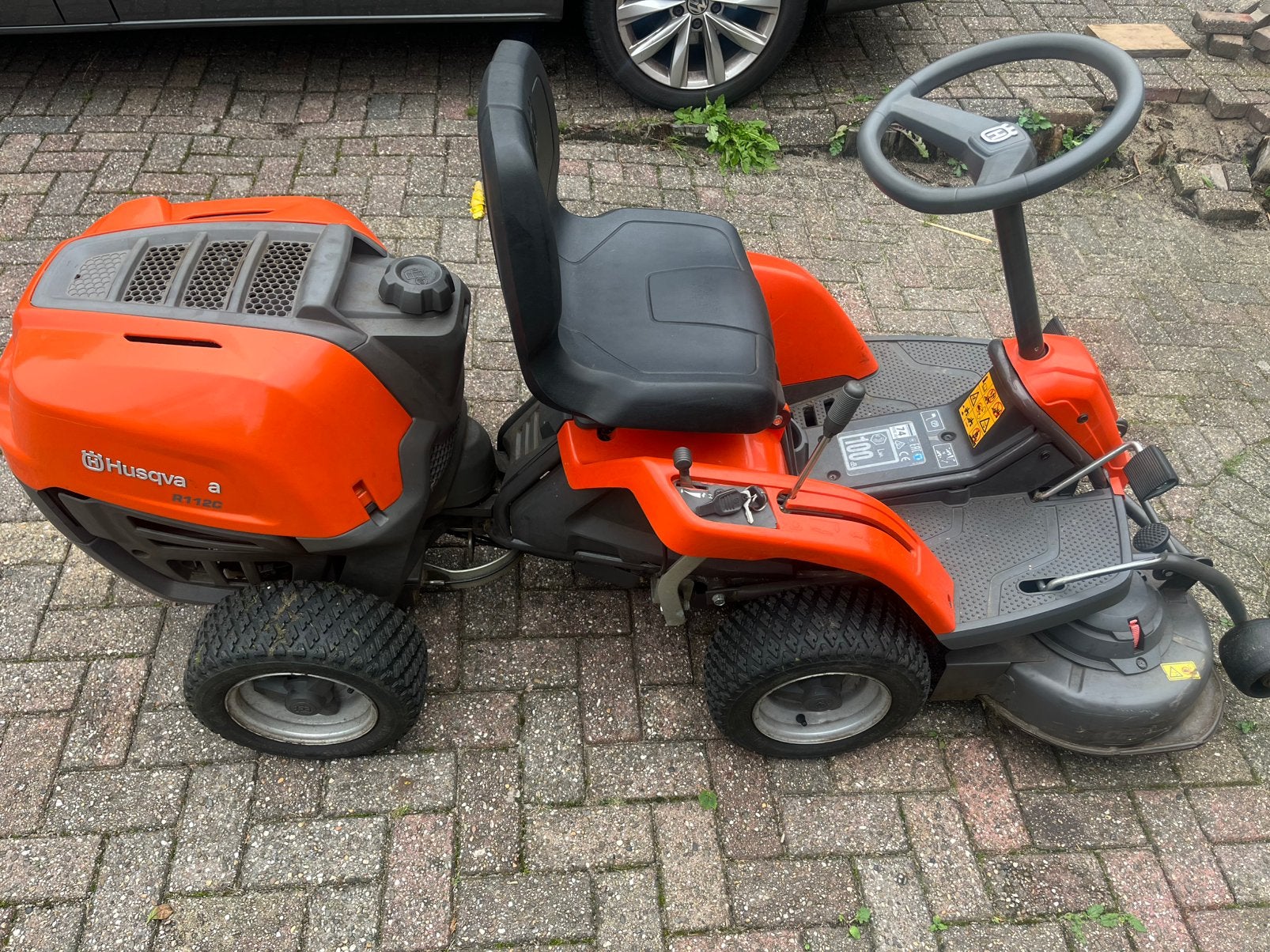 R112C husqvarna, Tuin en Terras, Zitmaaiers, Ophalen of Verzenden, Zo goed als nieuw, Mulchfunctie, Minder dan 90 cm
