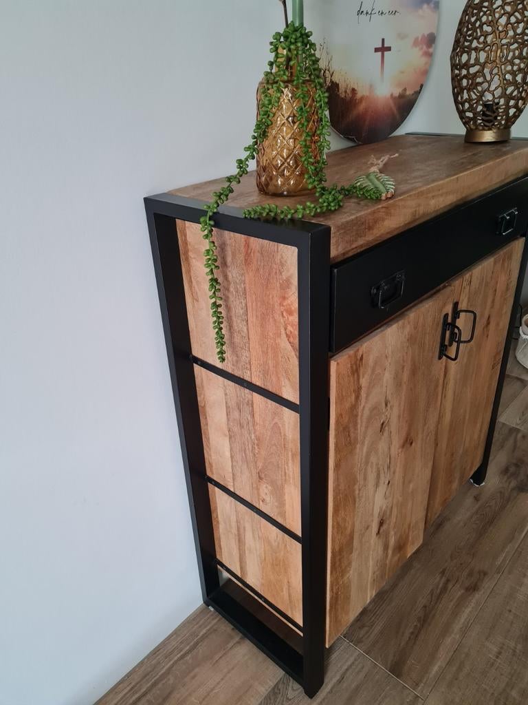Mangohouten kast met staal, Huis en Inrichting, Kasten | Ladekasten, Ophalen, Zo goed als nieuw, 25 tot 50 cm, 50 tot 100 cm