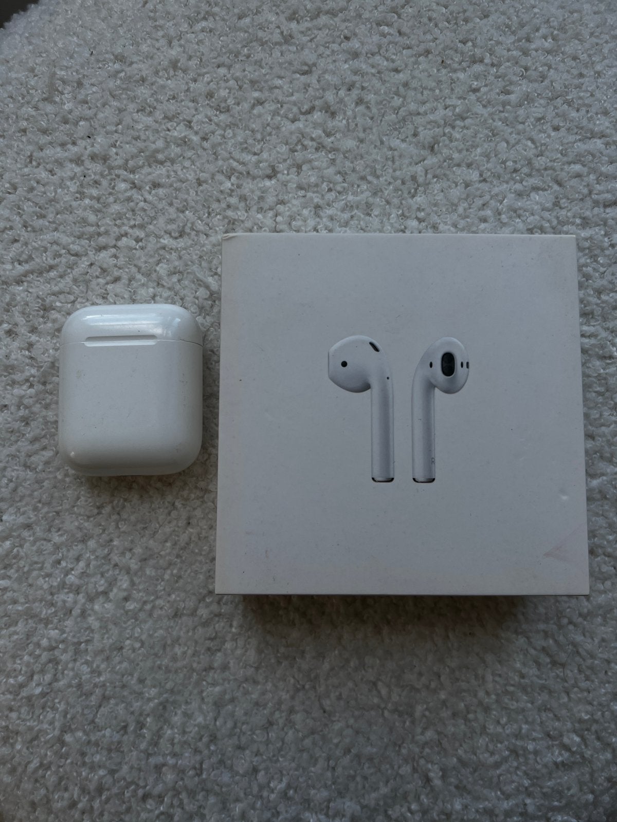 Airpods 2e generatie., Gebruikt, In gehoorgang (in-ear), Ophalen of Verzenden, Apple