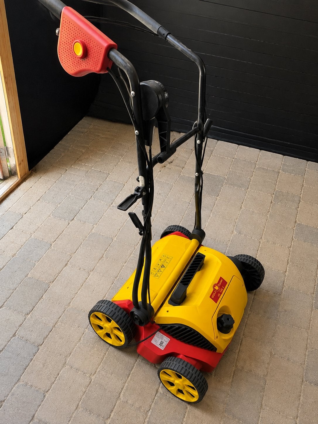 Wolf-Garten Verticuteermachine UV 34 E - Elektrisch, Ophalen, Gebruikt, Elektrisch