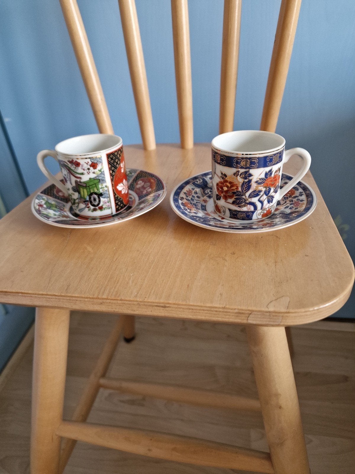2 mooie espresso kop en schotels, Ophalen of Verzenden, Zo goed als nieuw, Porselein, Kop(pen) en/of Schotel(s)