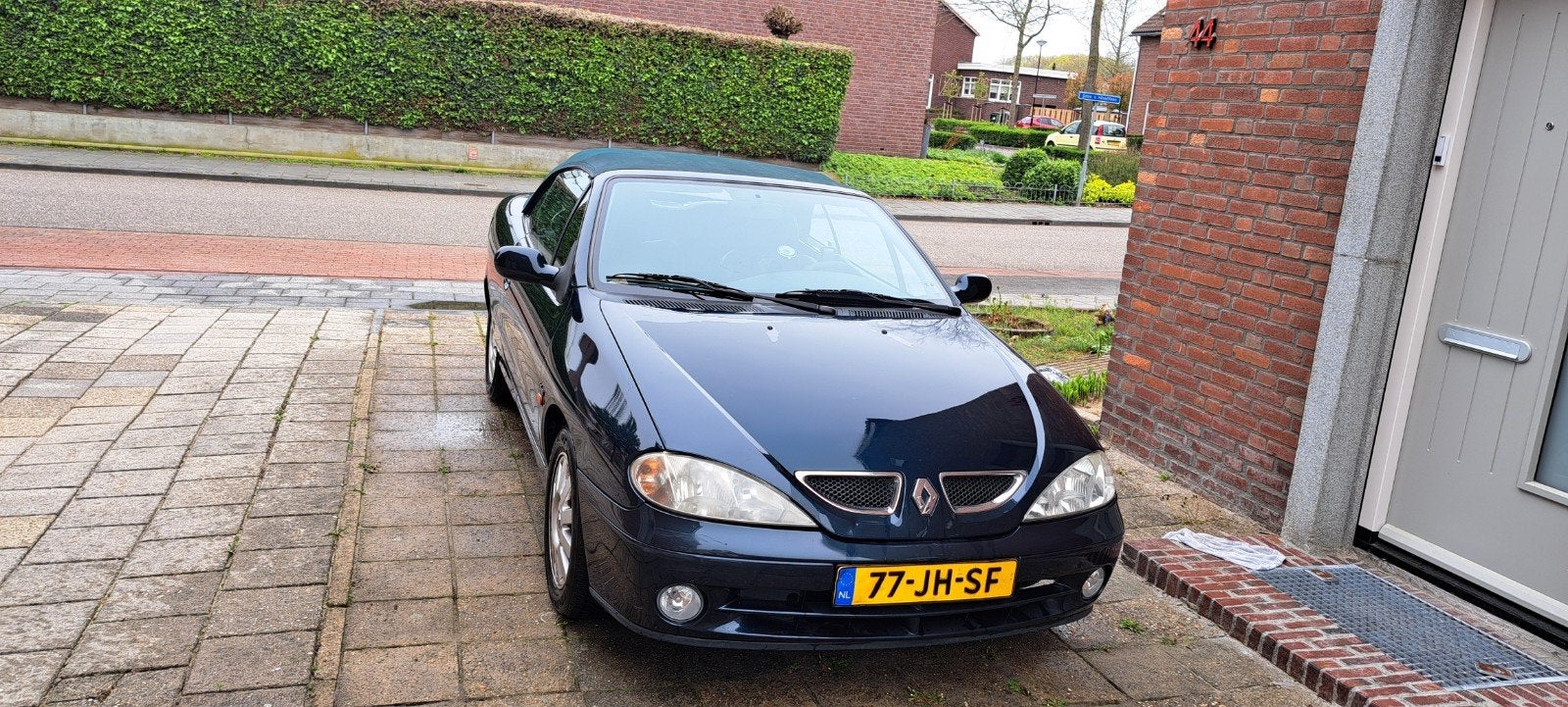 Renault Mégane 1.6 16V Auth Cabrio AUT Euro2000 2002 Groen, Auto's, 1250 kg, 4 cilinders, Cabriolet, 4 stoelen