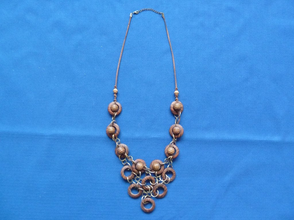 houten kralen ketting splinternieuw, Ophalen of Verzenden, Nieuw, Bruin, Overige materialen