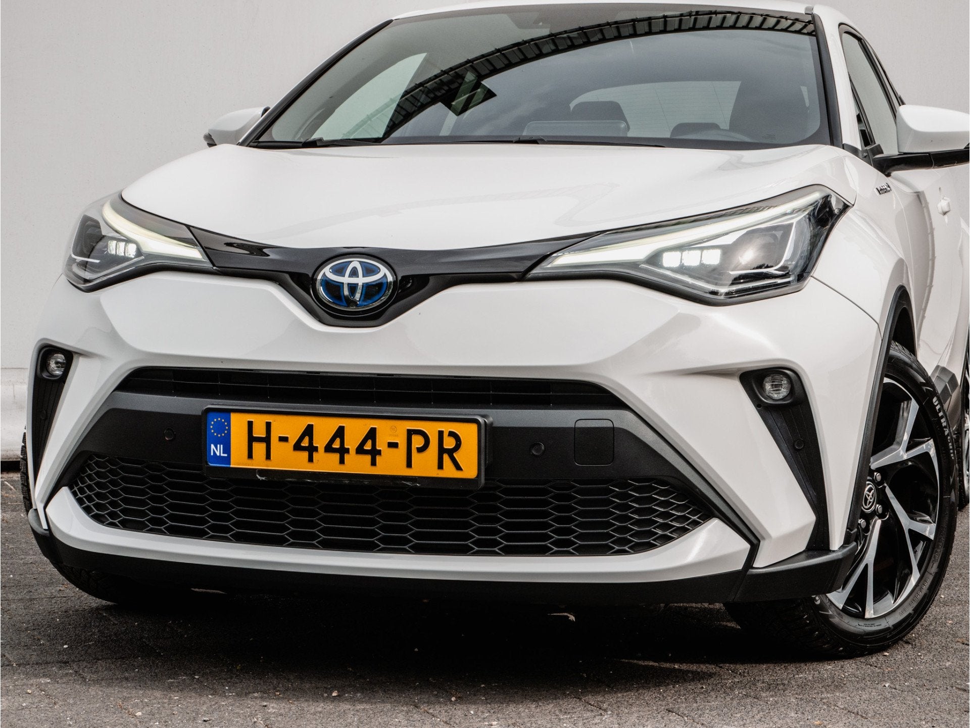Toyota C-HR 1.8 Hybrid Aut. Business Intro Stoelverwarming/, Auto's, Stof, 4 cilinders, Met garantie (alle), Origineel Nederlands