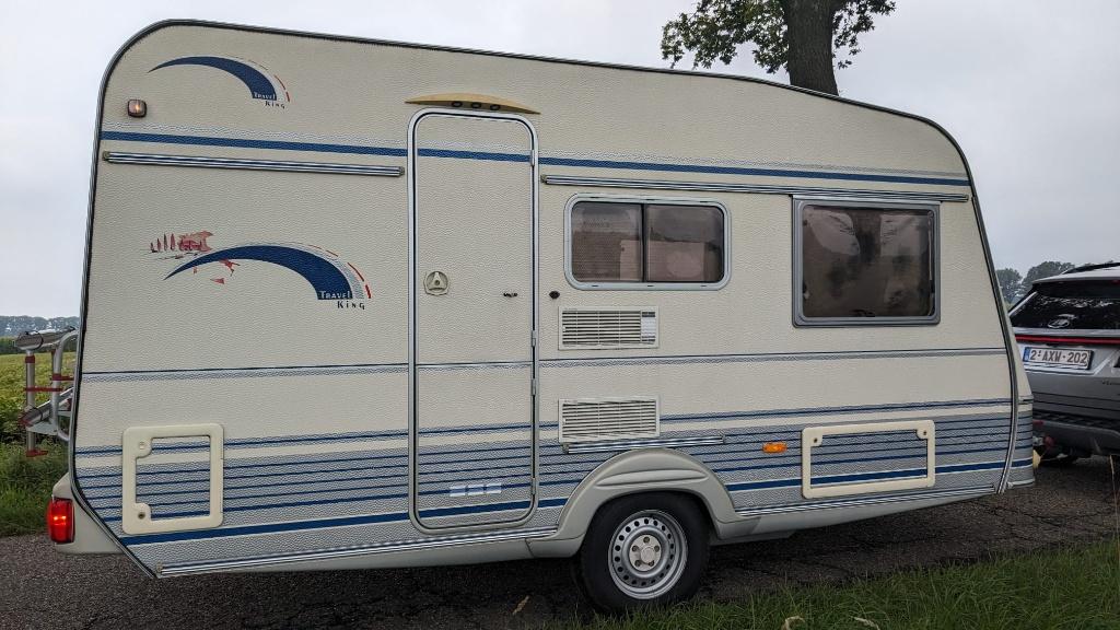 Caravan TEC 390K1, Vast bed, T.E.C., Kleine zit, Particulier