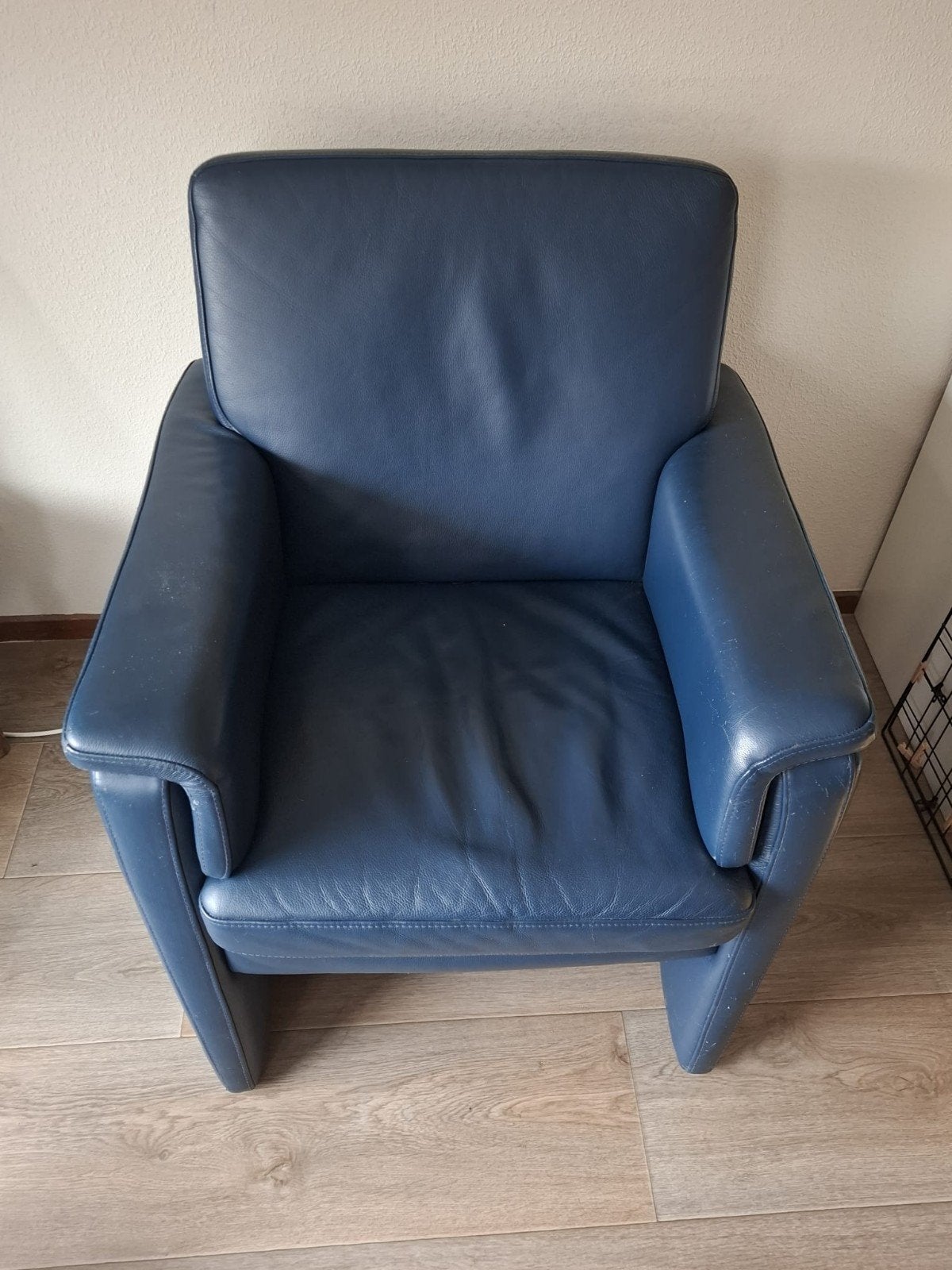 FAUTEUlL, Ophalen, Gebruikt, 50 tot 75 cm, Leer
