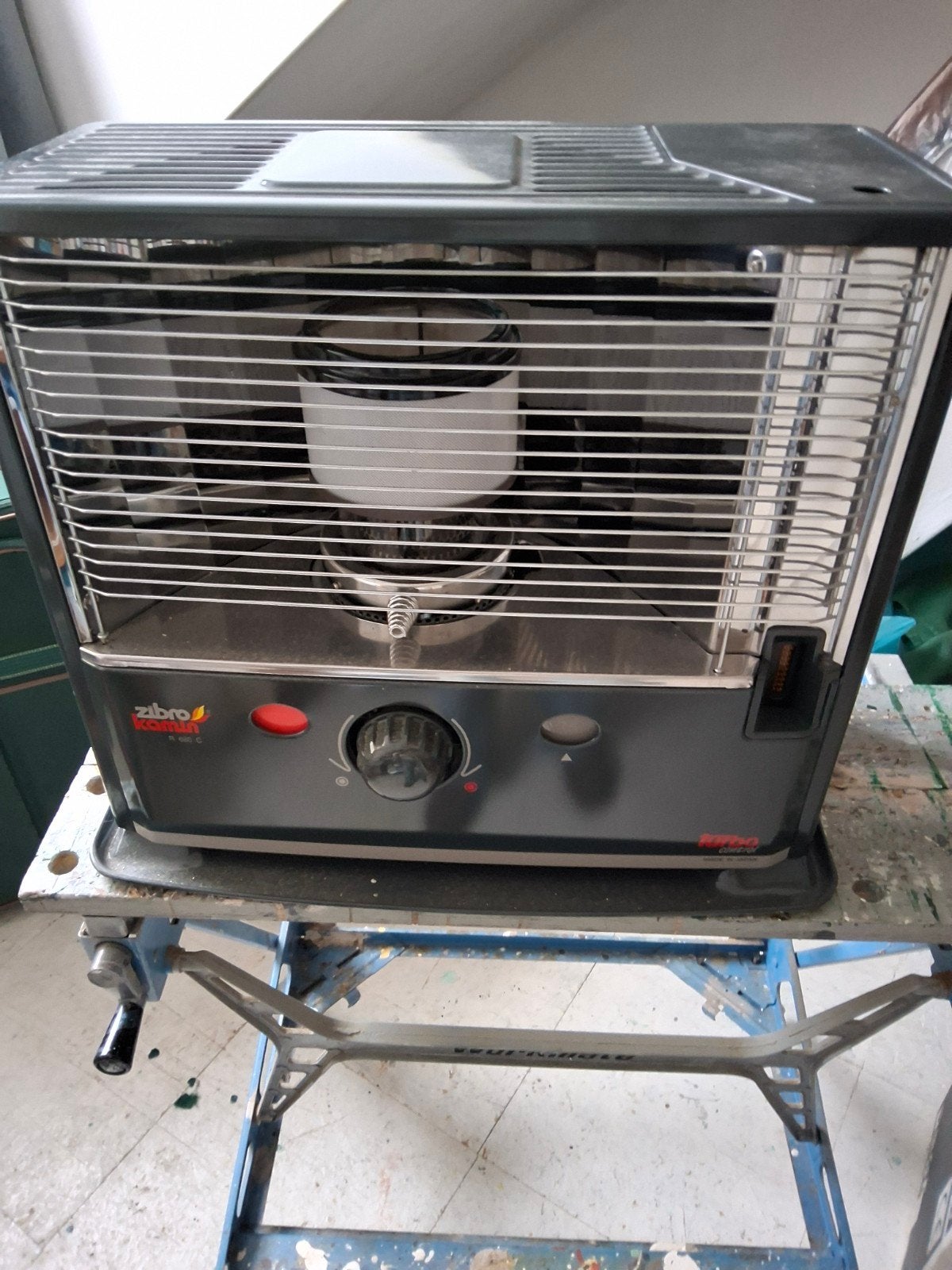 Zibro Kamin Turbo Control R680C Grijze Petroleumkachel, Ophalen, Overige brandstoffen, Petroleumkachel, Zo goed als nieuw