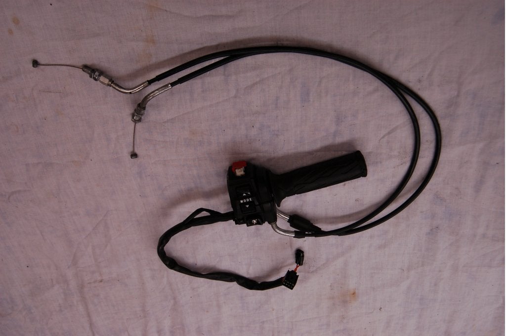 gashendel stuurschakelaar gsxr 600 750 k8 L0 gsx gsxr600, Niet ingevuld, Gebruikt, Niet ingevuld, Ophalen of Verzenden