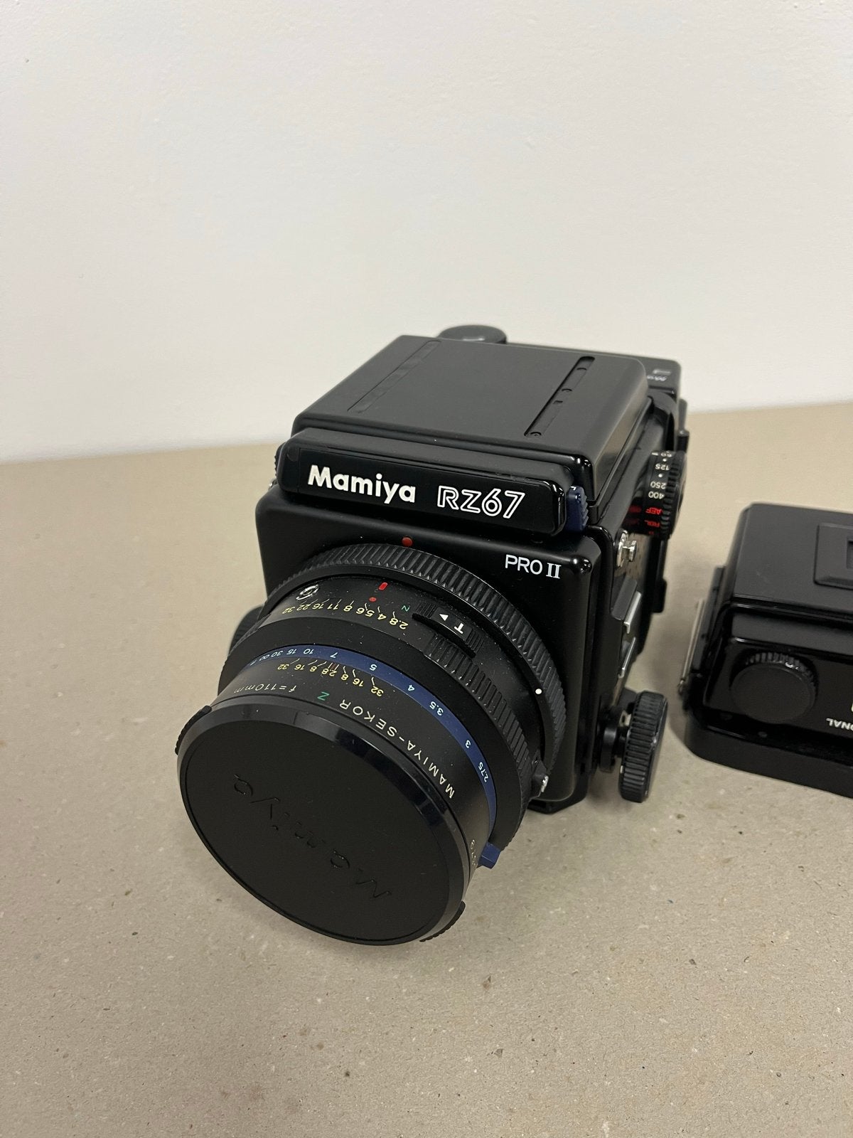 Mamiya RZ67 Professional II met Mamiya-Sekor Z 110mm f/2.8, Ophalen of Verzenden, Zo goed als nieuw, Spiegelreflex, Overige Merken