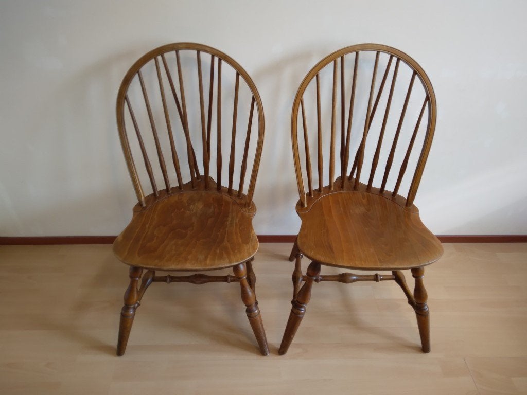 2 antieke en exclusieve Engelse Windsor spijlenstoelen, Ophalen