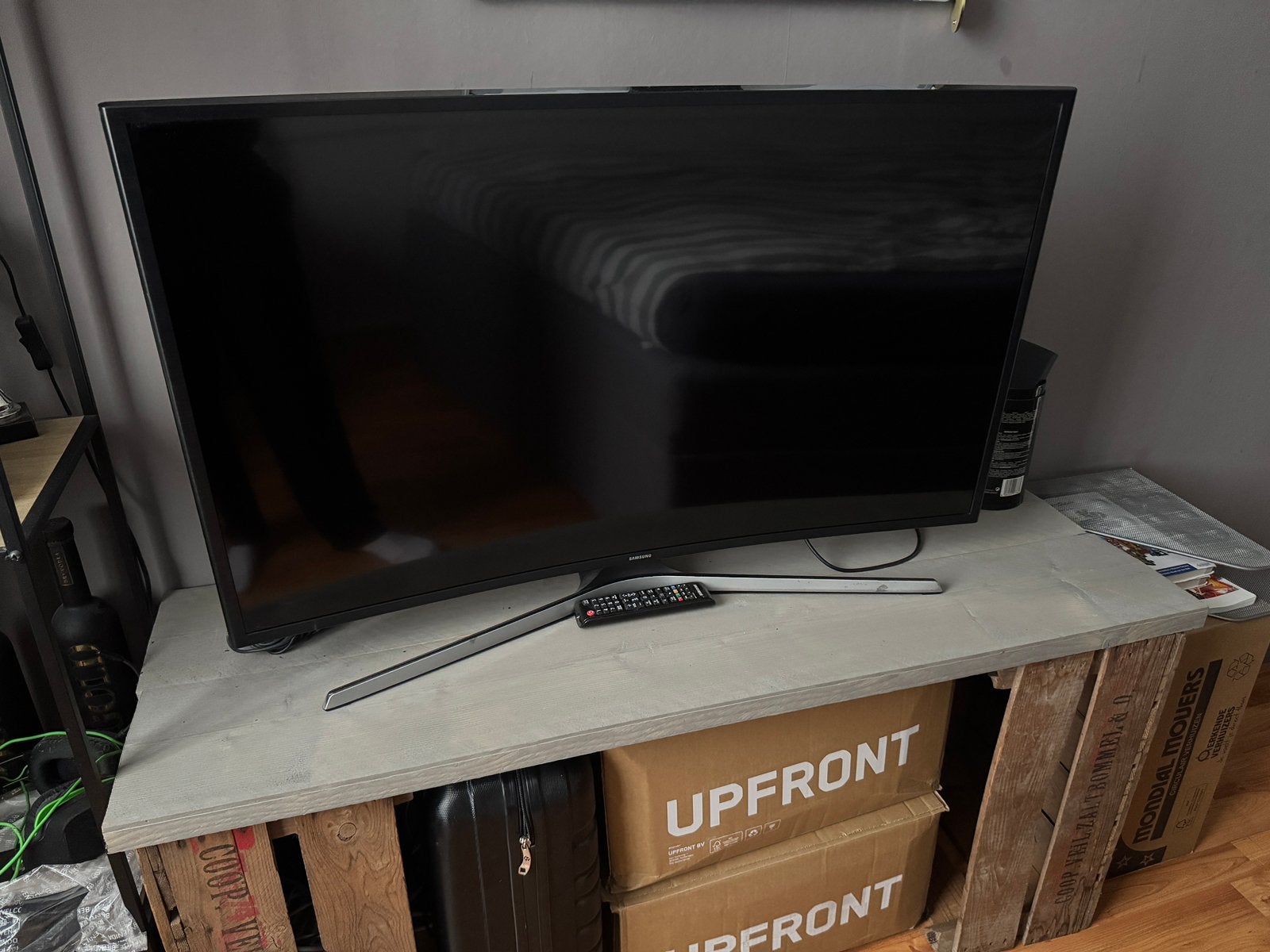 Samsung 4K UHD Smart TV UE40KU6100 - 100 cm, Ophalen, LED, 50 Hz, Nieuw