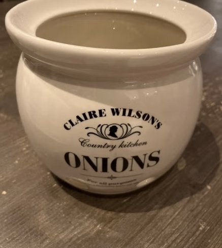 Claire Wilson's Country Kitchen voorraadpot uien, Huis en Inrichting, Keuken | Potten en Pannen, Pot, Bus of Blik, Ophalen of Verzenden
