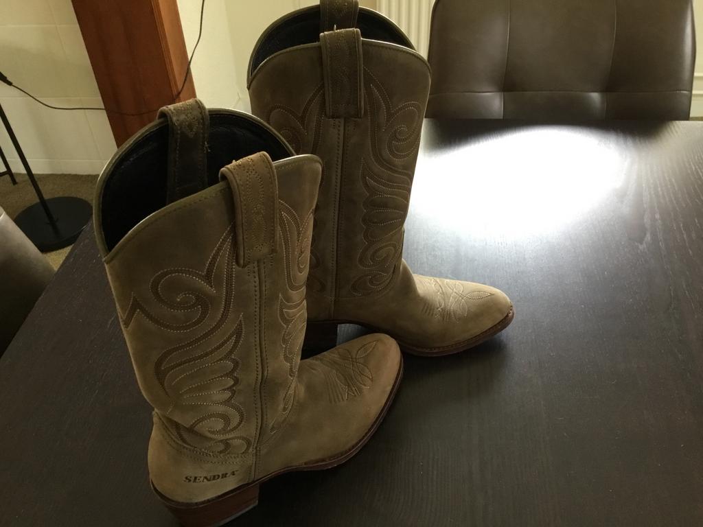 Sendra laarsjes maat 35, Ophalen of Verzenden, Zo goed als nieuw, Zwart
