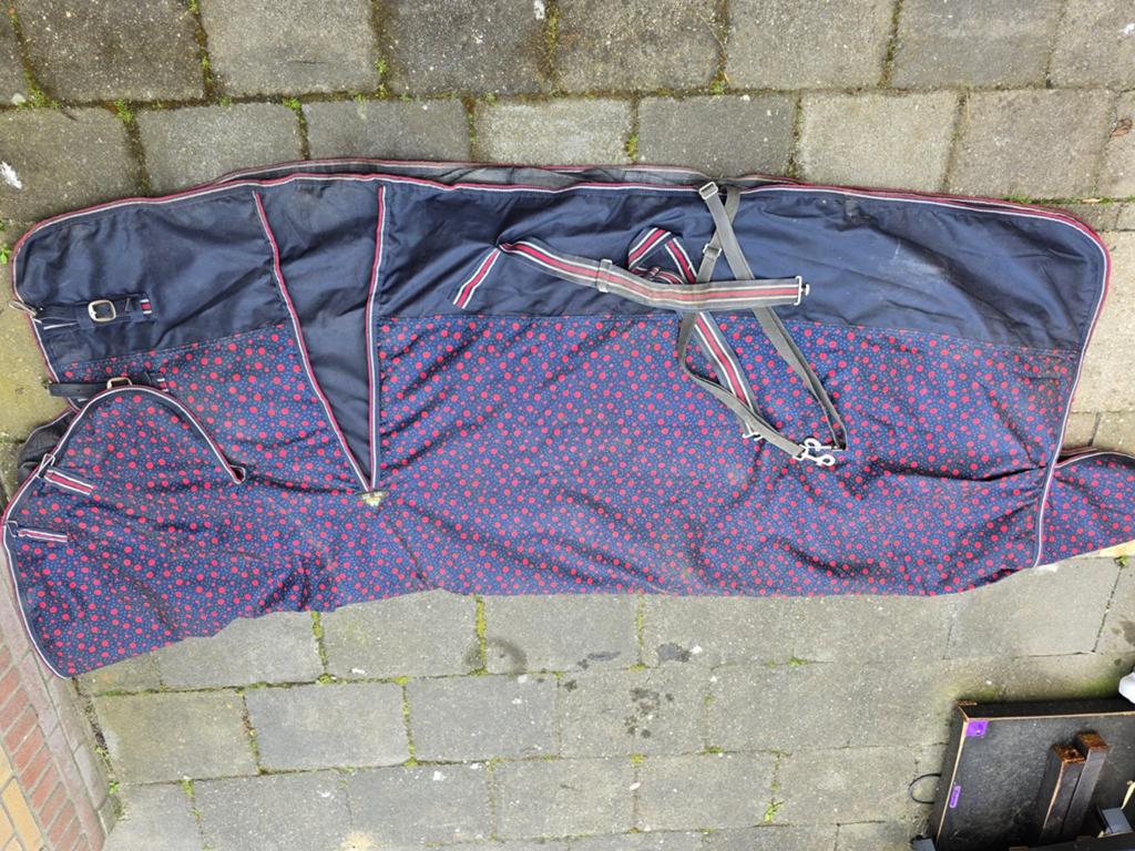 Winter deken met hals 300gr., Dieren en Toebehoren, Paarden en Pony's | Dekens en Dekjes, Halsdeken, 300 g, Extra Full (XL), Ophalen of Verzenden