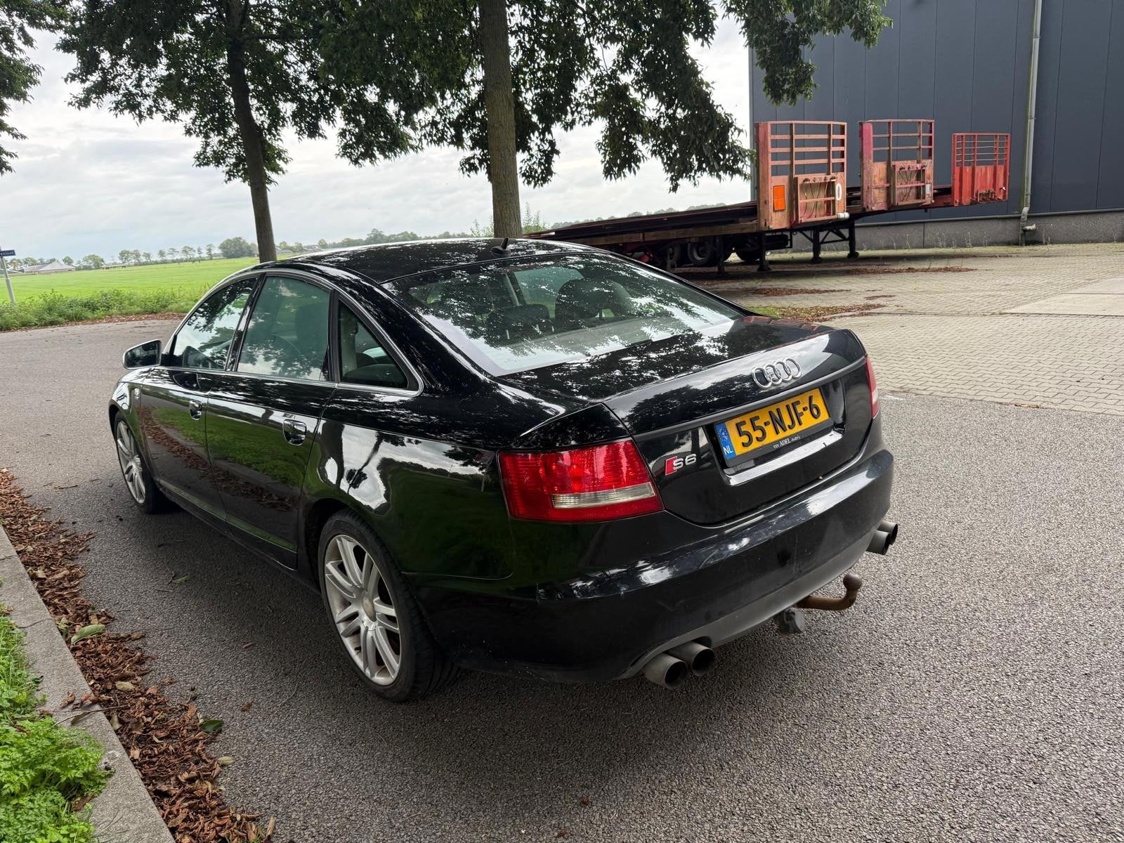 Audi A6 Limousine 2.4 Pro Line automaat ( Auto rijdt, maar r, Dealer onderhouden, Parkeersensor, Zwart, 10 km/l