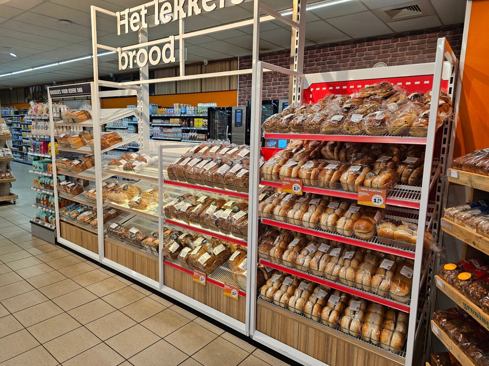 Complete broodafdeling, winkelinrichting, Ophalen