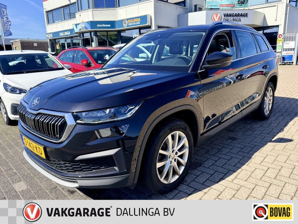 Skoda Kodiaq 1.5 TSI Business ED+ | Pano | Trekhaak, Auto's, Skoda, Automaat, 12 maanden, 4 cilinders, Zwart