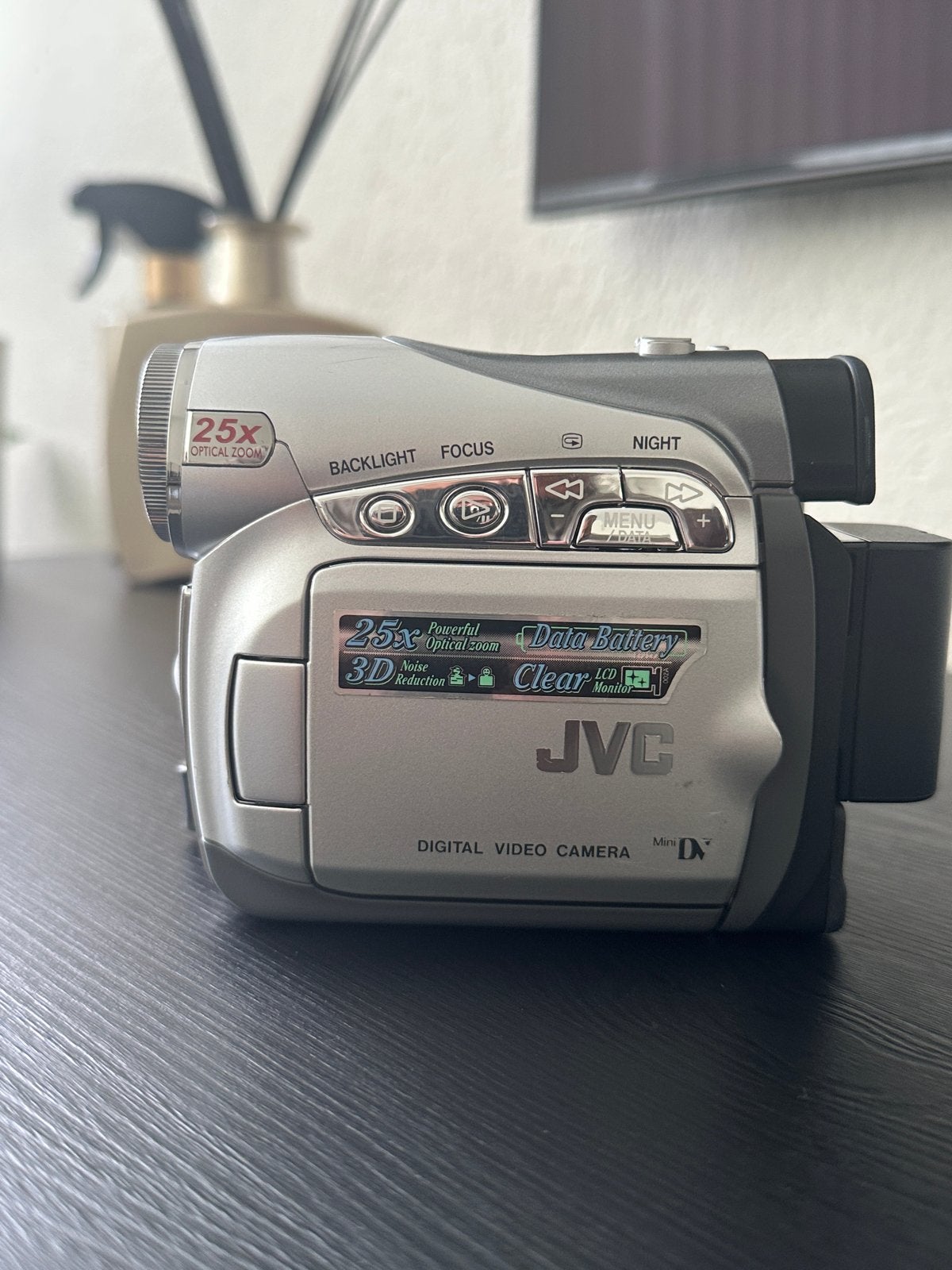 JVC GR-D239E Mini DV Digital Video Camera met 25x Zoom, Mini dv, JVC, 20x of meer, Ophalen of Verzenden