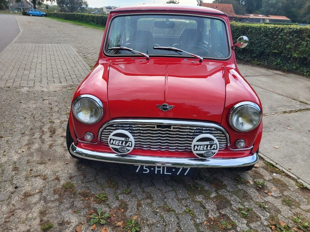 Mini 850 0.8 1975 Rood-OLDTIMER- Goede staat !!, Auto's, Mini, Voorwielaandrijving, 4 cilinders, 590 kg, Origineel Nederlands