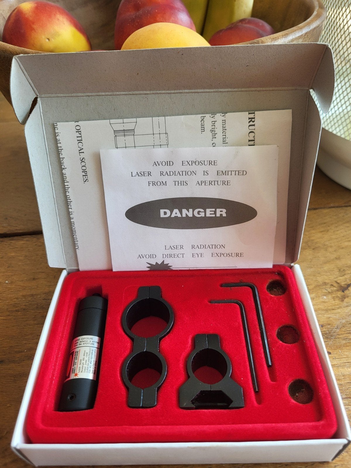 Laser set met bevestigingen voor scoop en actie, Ophalen of Verzenden, Nieuw
