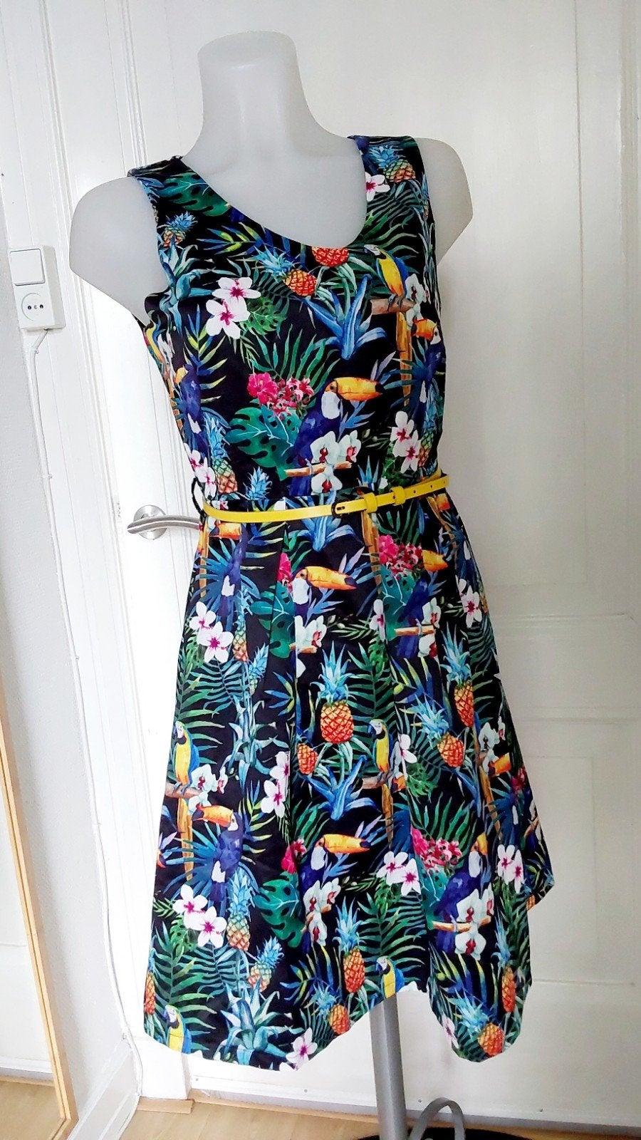 Nieuwe Smashed Lemon jurk maat 38, Kleding | Dames, Jurken, Maat 38/40 (M), Overige kleuren, Nieuw, Ophalen of Verzenden