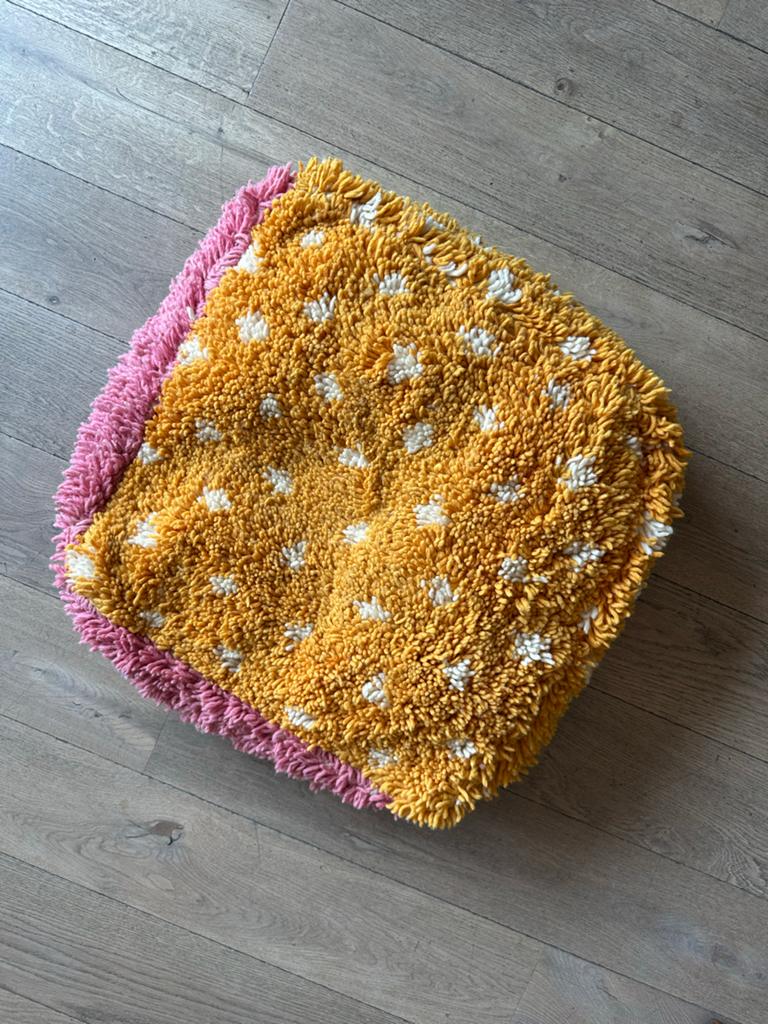 Marokkaanse berber poef geknoopt wol, Ophalen, 50 tot 100 cm, Marokkaanse berder poef, Vierkant