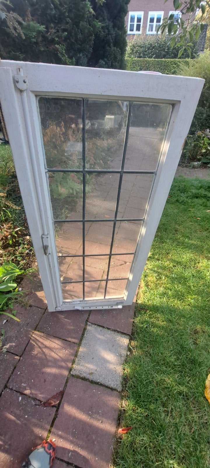 jaren 30 kozijn met glas in lood 2 stuks, Doe-het-zelf en Verbouw, Ophalen, Gevelraam of Ruit, Gebruikt, Minder dan 80 cm