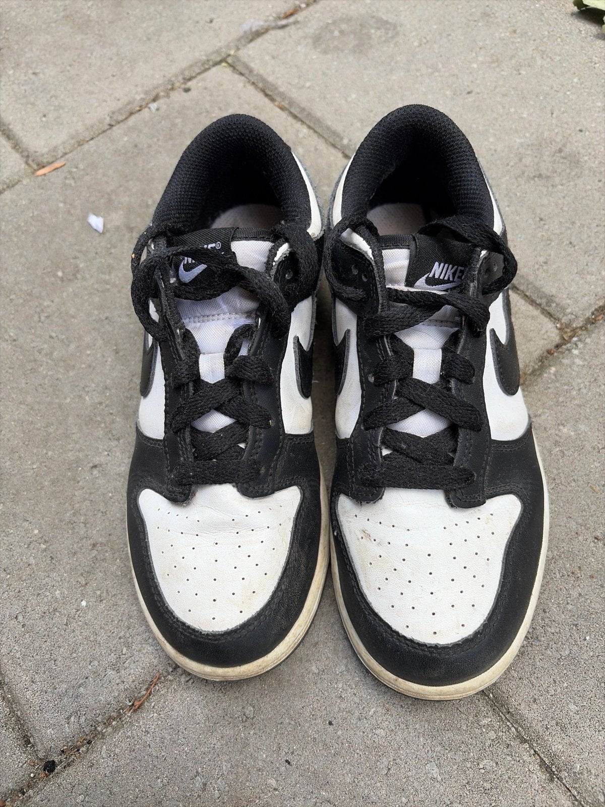 Nike Dunk Low Panda sneakers - Maat 34, Kleding | Dames, Schoenen, Ophalen, Gedragen, Zwart, Sneakers of Gympen