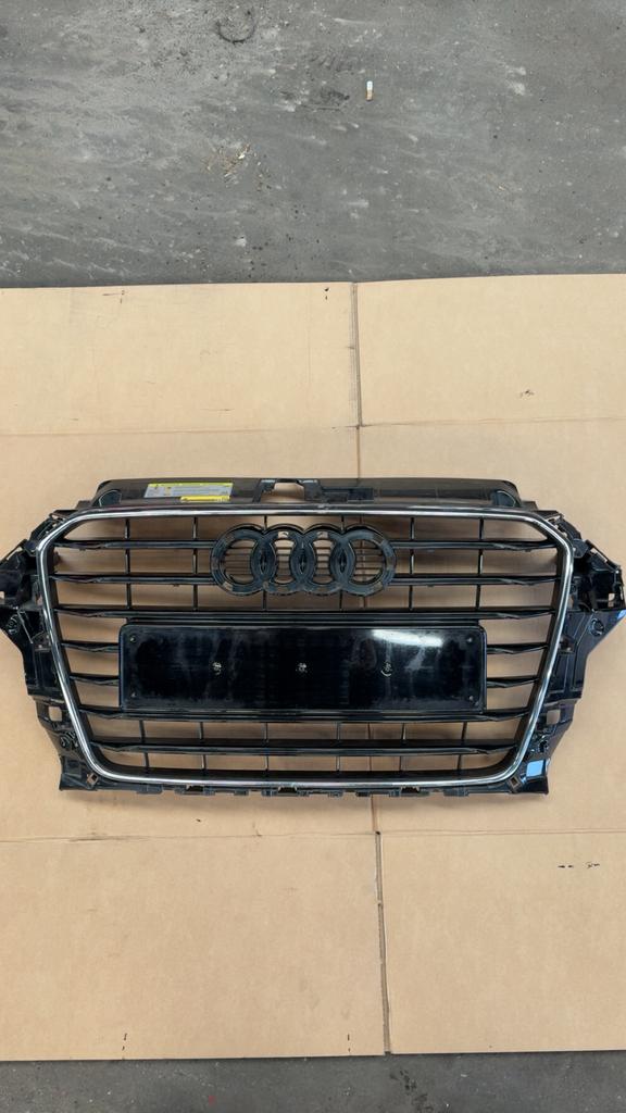 Audi a3 8v pre facelift grill, Auto-onderdelen, Carrosserie en Plaatwerk, Ophalen, Voor, Audi, Bumper