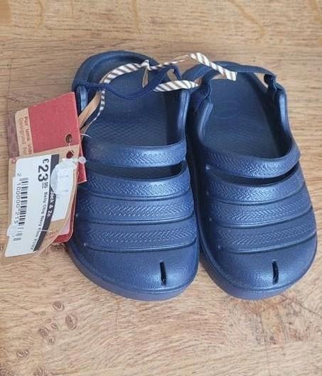 Havaianas crocs navy maat 20/21 nieuw!, Schoentjes, Jongetje of Meisje, Nieuw, Ophalen of Verzenden
