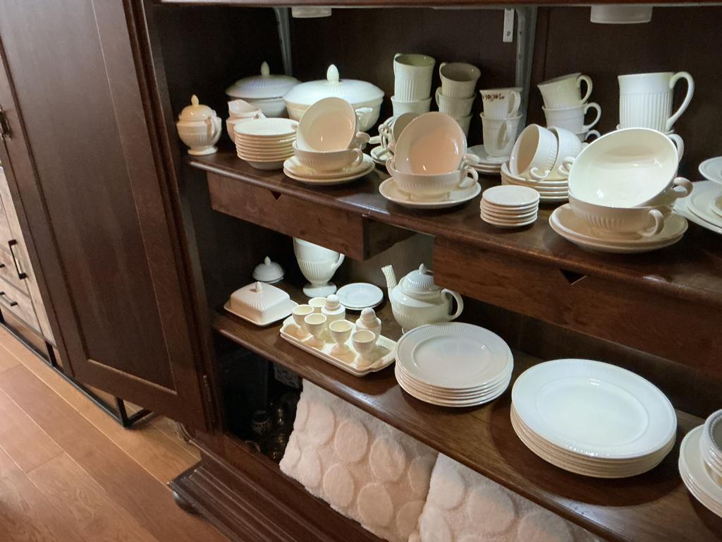 Wegewood servies adme, Ophalen