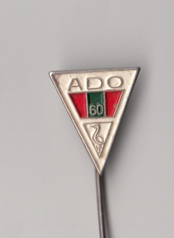 Voetbal Ado Den Haag 60 jaar speldje, Gebruikt, Niet vindbaar, Niet vindbaar, Speldje of Pin