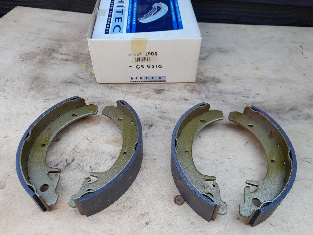 REMSCHOEN SET - NIEUW - LADA SAMARA KALINA 2104 + Div.Mod., Verzenden, Nieuw, Lada