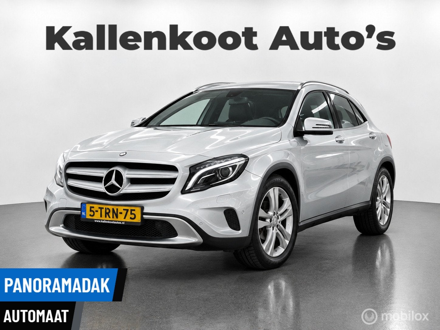 Mercedes GLA-klasse 200 Prestige, Pano, Leer, Trekhaak, NAP!, Auto's, Gebruikt, 715 kg, Bi-Xenon koplampen, Bedrijf