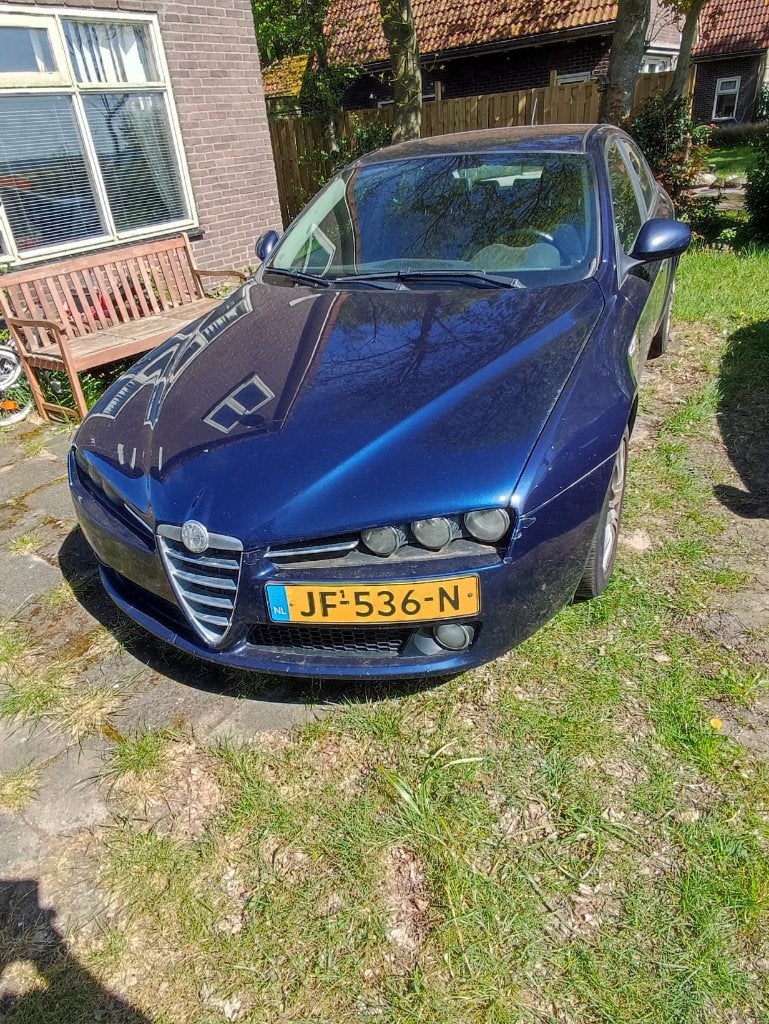Alfa Romeo 159 1.9 Jtdm 2010 Blauw, Auto's, Alfa Romeo, Voorwielaandrijving, Zwart, 4 cilinders, Blauw