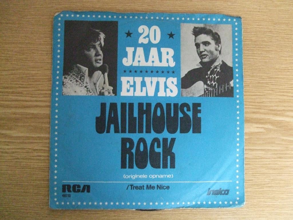 20 JAAR ELVIS     JAILHOUE ROCK / TREAT ME NICE, 7 inch, Single, Ophalen of Verzenden, Rock en Metal