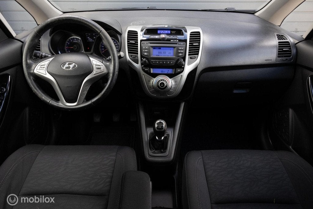 Hyundai ix20 1.4i i-Drive Clima Cruise Trekhaak, Voorwielaandrijving, Euro 5, 4 cilinders, 1396 cc