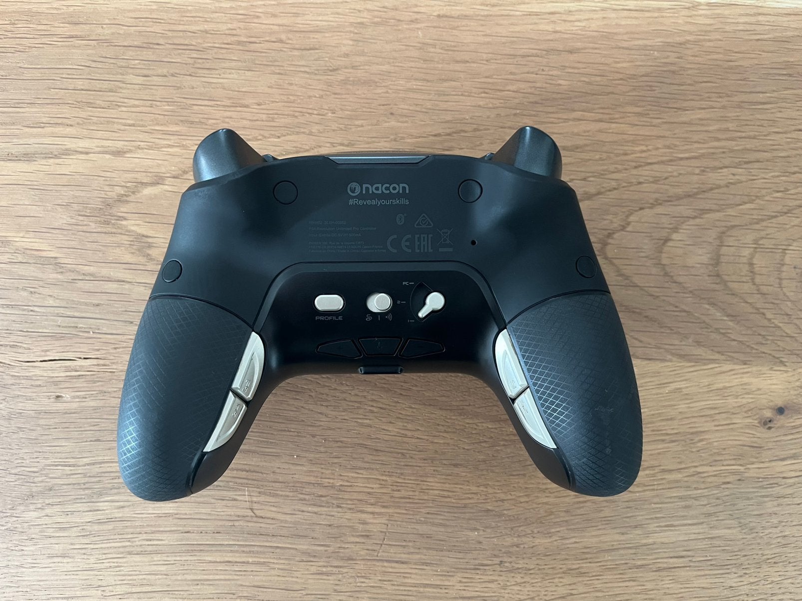 Nacon revolution unlimited pro controller, Spelcomputers en Games, Ophalen of Verzenden, Zo goed als nieuw, Controller, PlayStation 4