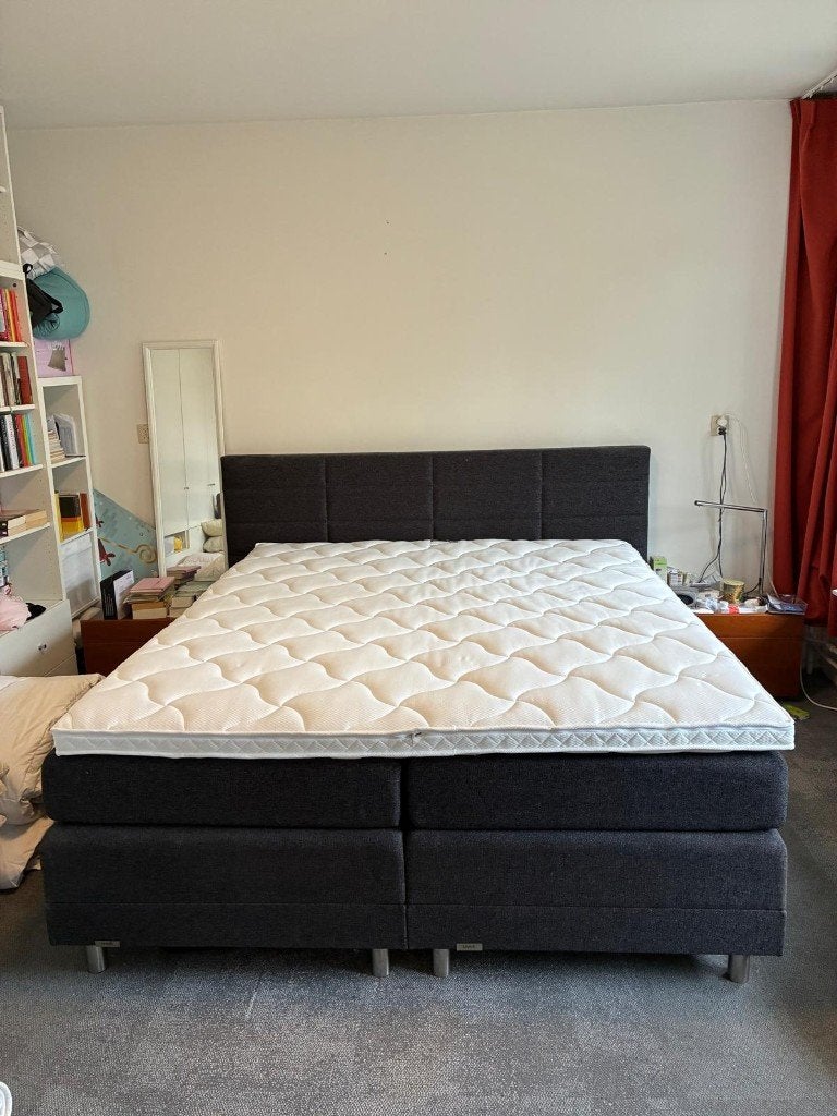 Donkergrijs bed (Boxspring) met matras 180x200, Ophalen, Gebruikt, Tweepersoons, 180 cm