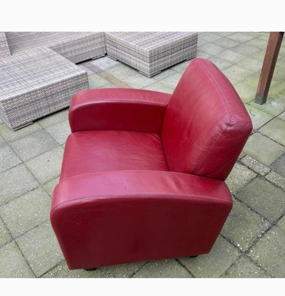 Comfortabele rode leren fauteuil gratis! Liefst zsm ophalen, Huis en Inrichting, Fauteuils, Ophalen, Gebruikt, Leer, 75 tot 100 cm
