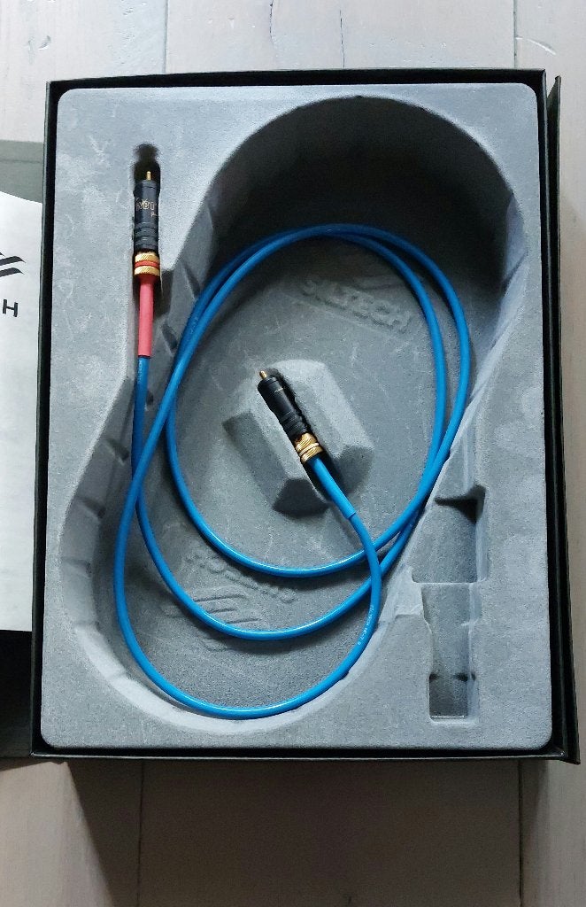 Siltech HF-7S, Ophalen of Verzenden, Gebruikt, Minder dan 2 meter, Interlink-kabel