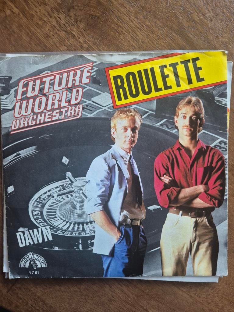 Future world orchestra roulette, Ophalen of Verzenden, Zo goed als nieuw, Pop