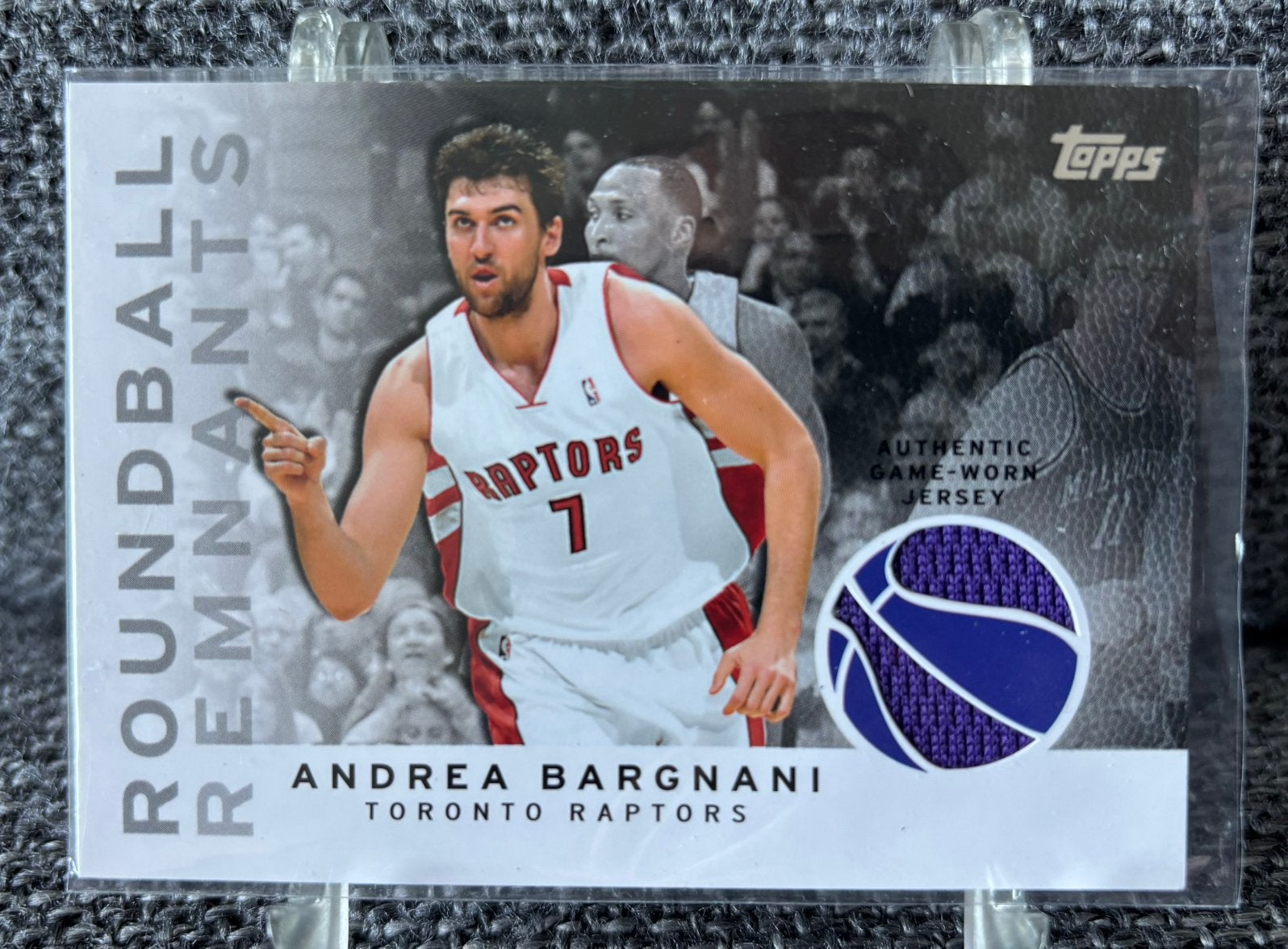 Andrea Bargnani Toronto Raptors game worn NBA card Topps, Ophalen of Verzenden, Gebruikt, Plaatje