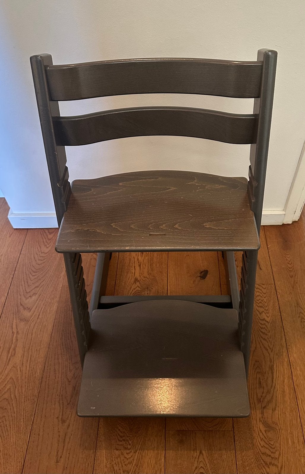 Stokke Tripp Trapp stoel grijs, Kinderen en Baby's, Ophalen, Gebruikt, Meegroeistoel