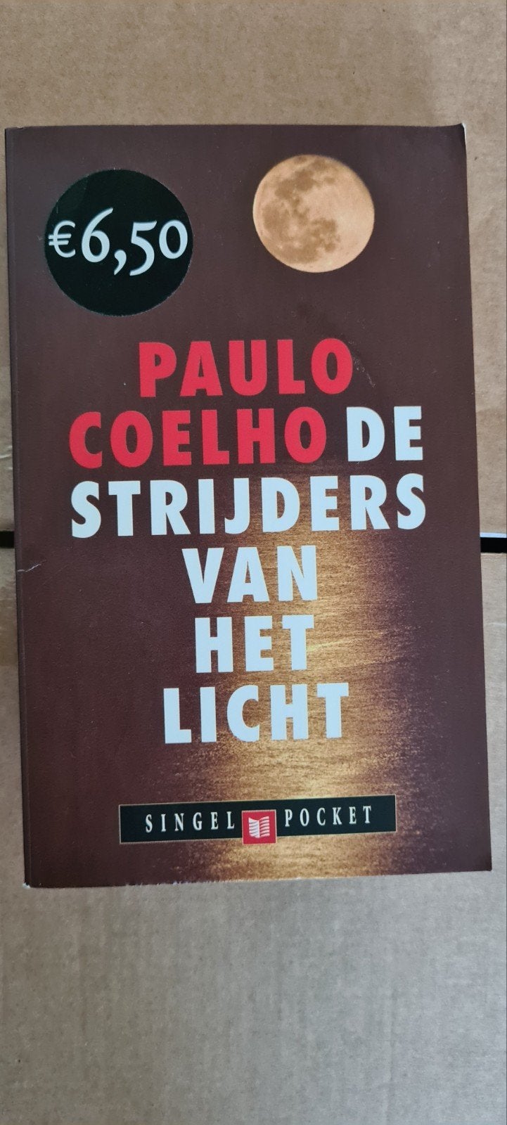 De strijder van het licht ( Paulo Coelho) Zie foto's, Ophalen of Verzenden, Zo goed als nieuw, Overige